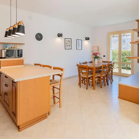 E Giardino Apartman