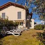 Apartment E Giardino