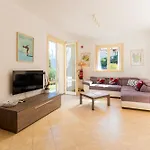 E Giardino Apartment *